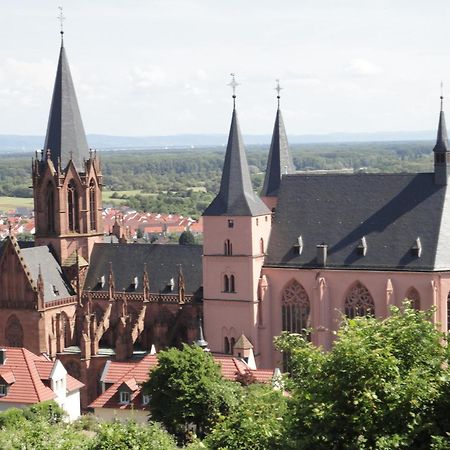 Ferienwohnungen Uhrturm ออพเพนไฮม์ ภายนอก รูปภาพ